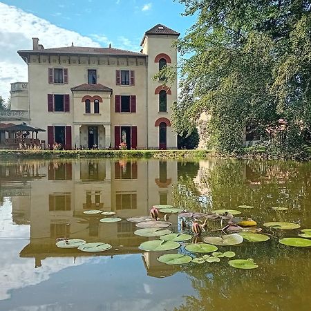 Domaine De Marchal - Chambres Et Table D'Hotes Celles-Sur-Durolle Ngoại thất bức ảnh